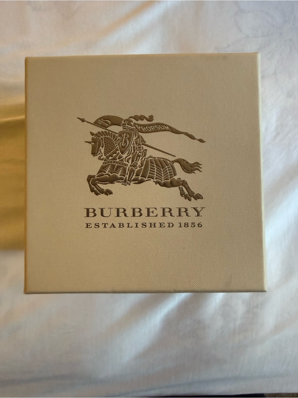 Rose gold color Burberry Watch full set authentic